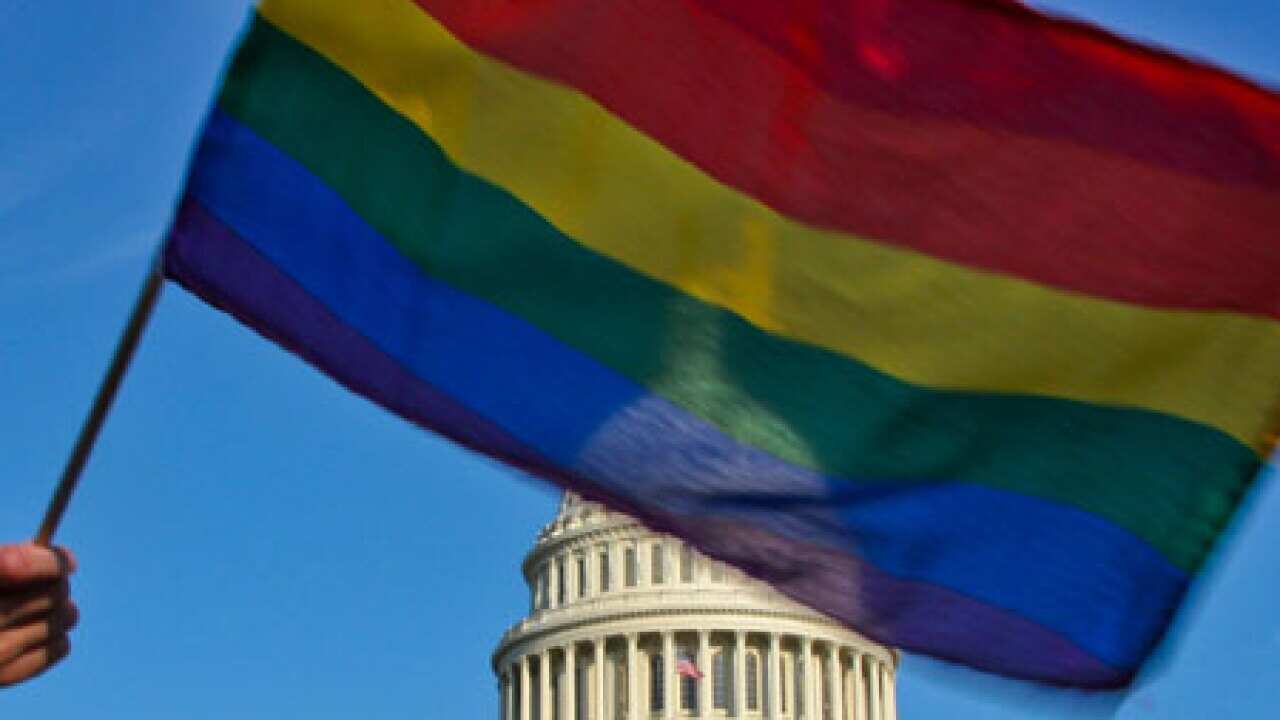 gay_flag_whitehouse_100129_B_getty_1668812811
