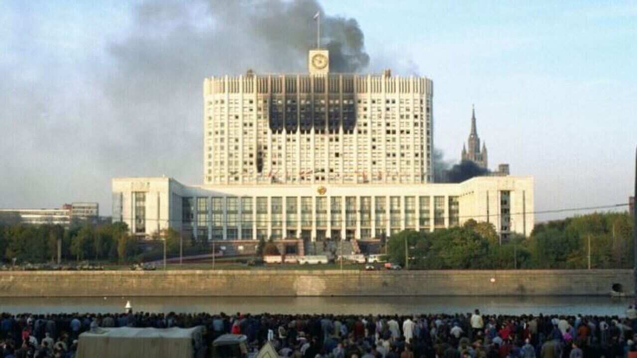 Building of the Supreme Council of Russia. October 4, 1993.