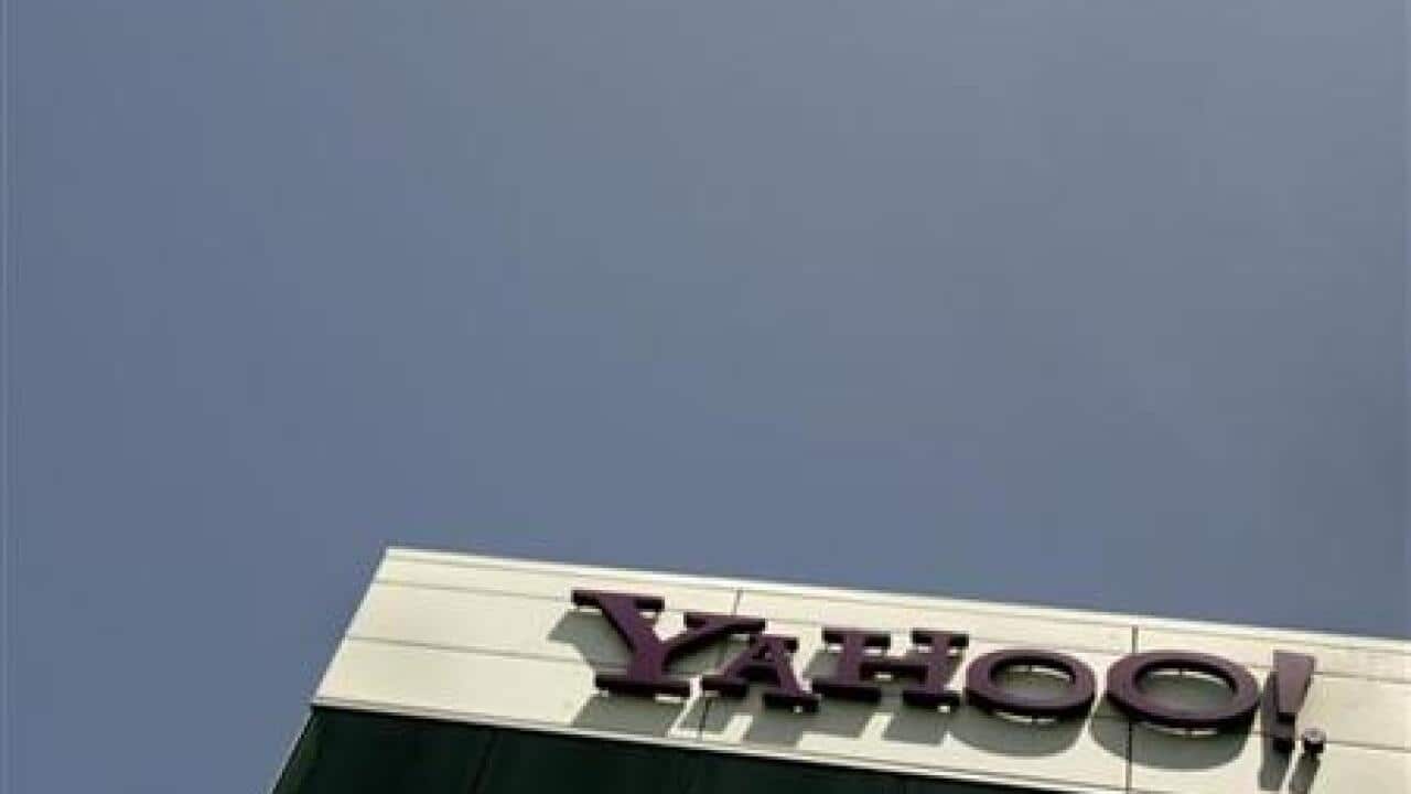 yahoo-revenue-dips-in-second-quarter-156923969-large.jpg