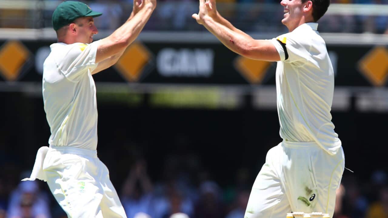 Australian Test players Mitch (R) and Shaun (L) Marsh