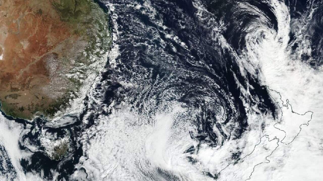 Ex-Cyclone Cook approaches New Zealand