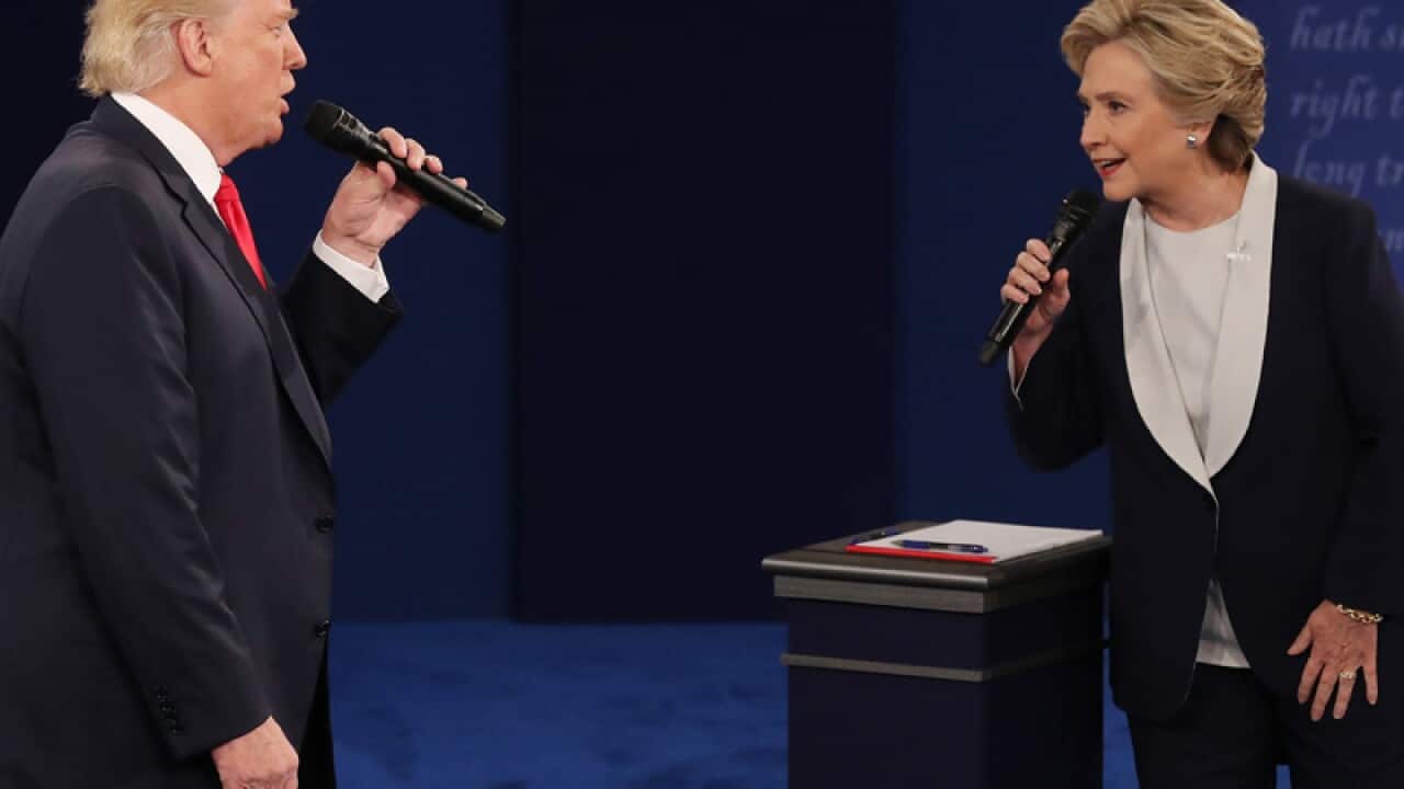 Democrat Hillary Clinton (R) and Republican Donald Trump (L)