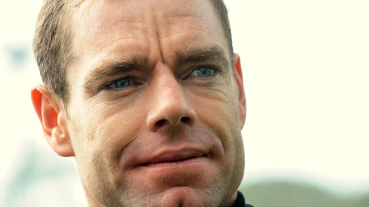 cadel_evans2_B_ap_110314_934678497
