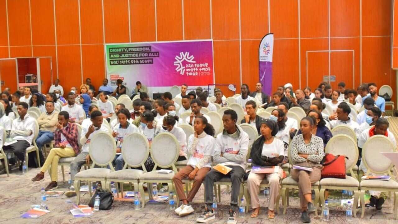 Human Rights course gratuates.jpg