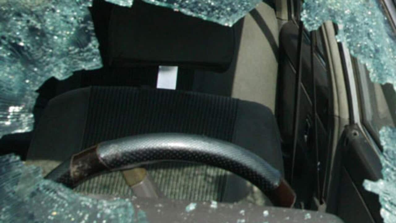 smashed_window_100111_B_getty_1524378036