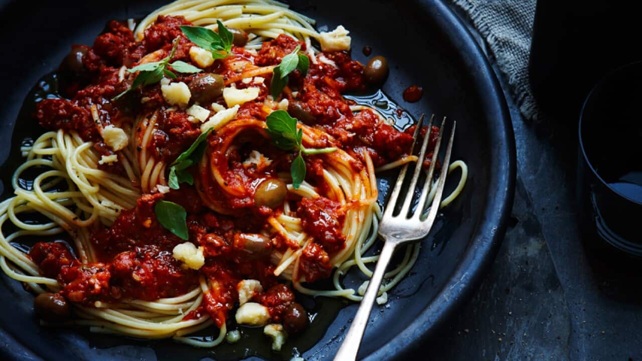 Spaghetti with Italian sausage, Ligurian olives and oregano