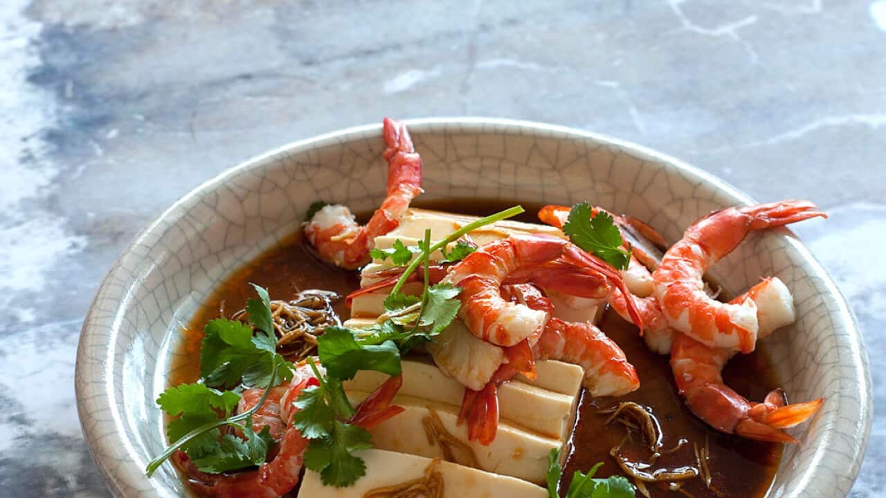 Cold tofu with prawns and hot-sour dressing
