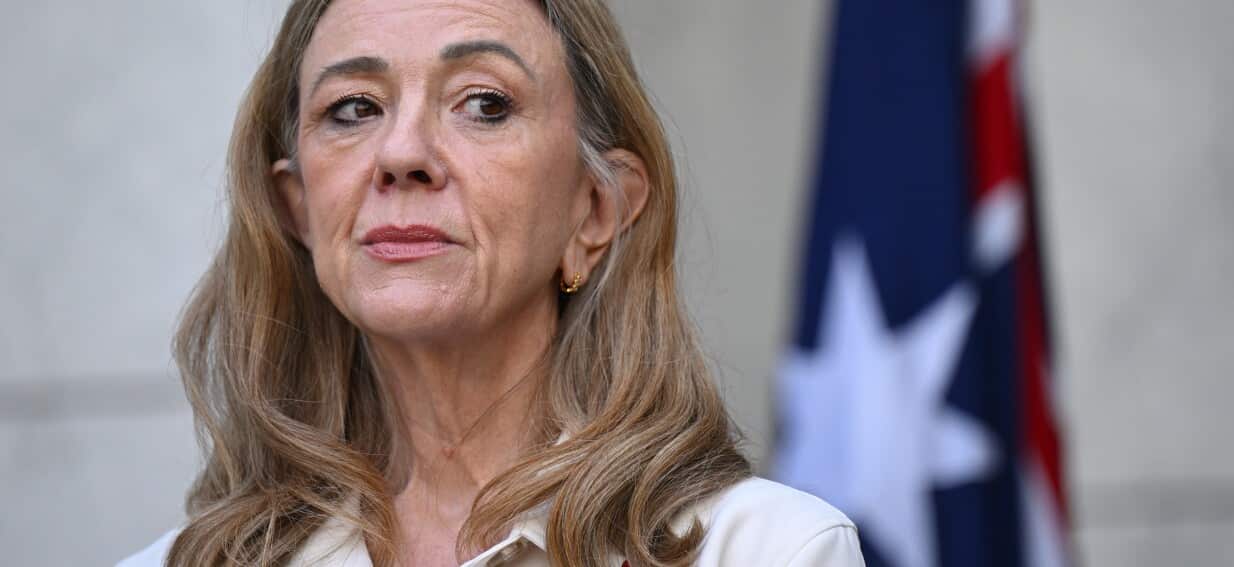 "Özür dilemeyeceğim": Bağımsız senatör Tammy Tyrrell İşçi Partisi'ne katıldı