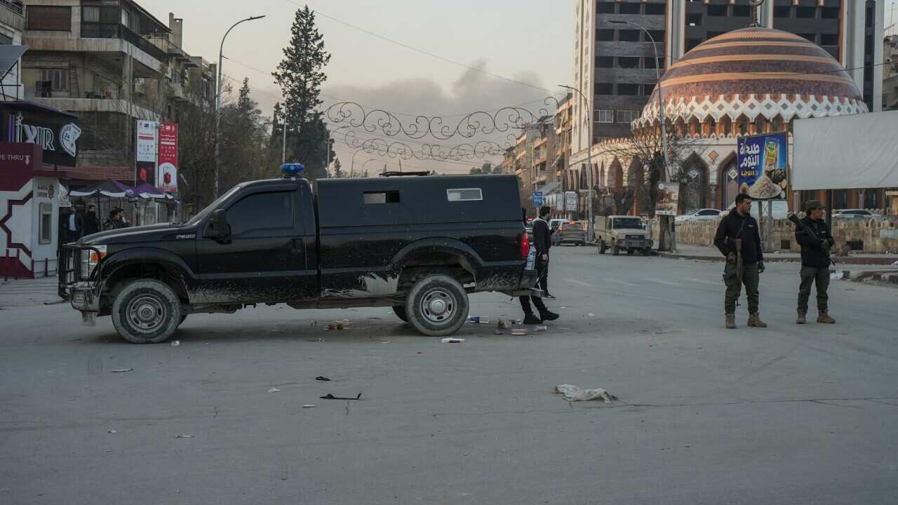 Clashes erupt in parts of Aleppo displacing thousands