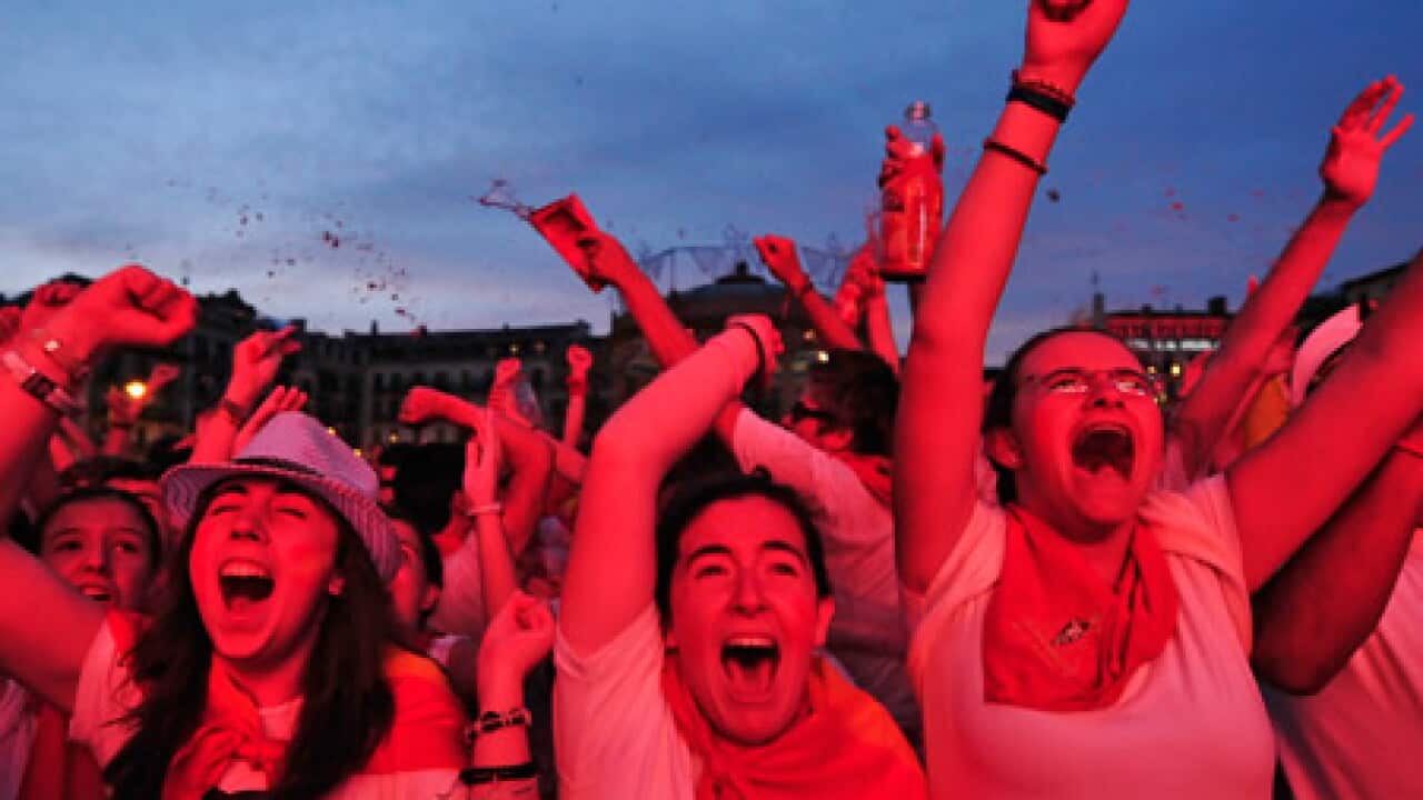 worldcup_spain_fans_100708_B_AP_1051950420