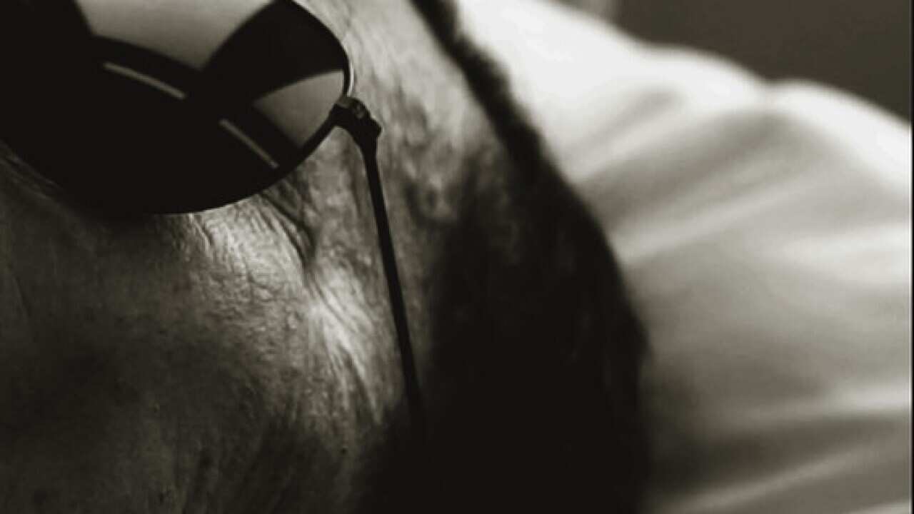 Amelis by Dery Prananda was the Best Film and the Best Fiction of 2016 ReelOzInd! Short Films Festival (Dery Prananda's official website).