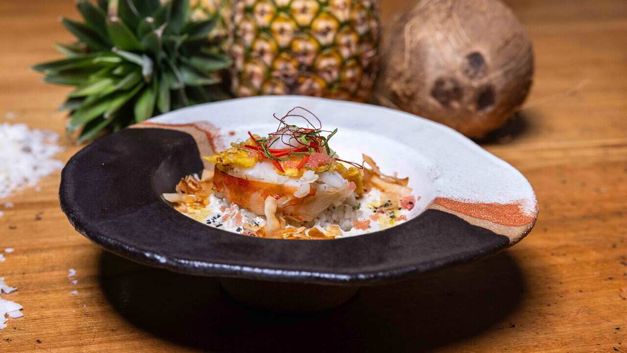 Cryfinish On Rice Painted crayfish with coconut broth, sticky rice and pineapple recipe ...