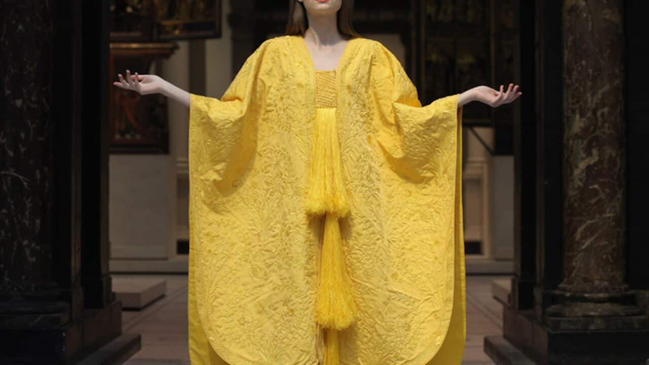 golden orb weaver silk dress Golden Spider Silk