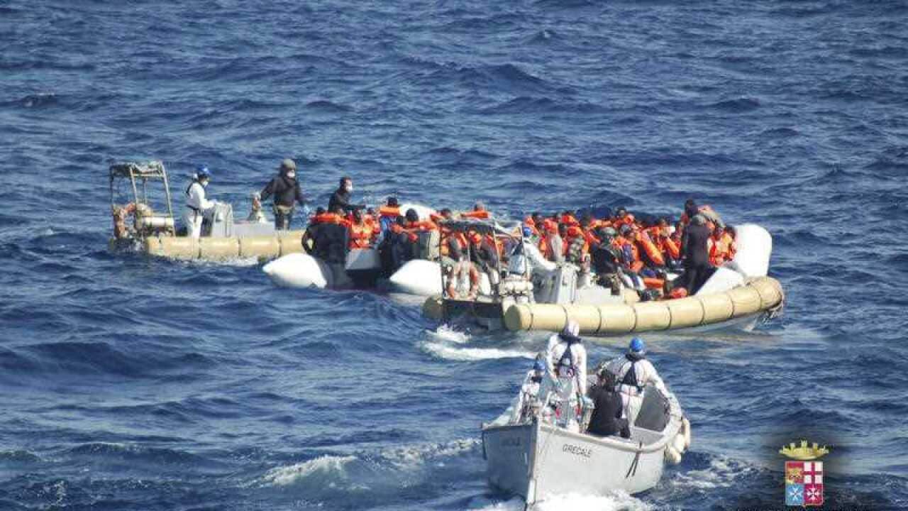 migrants