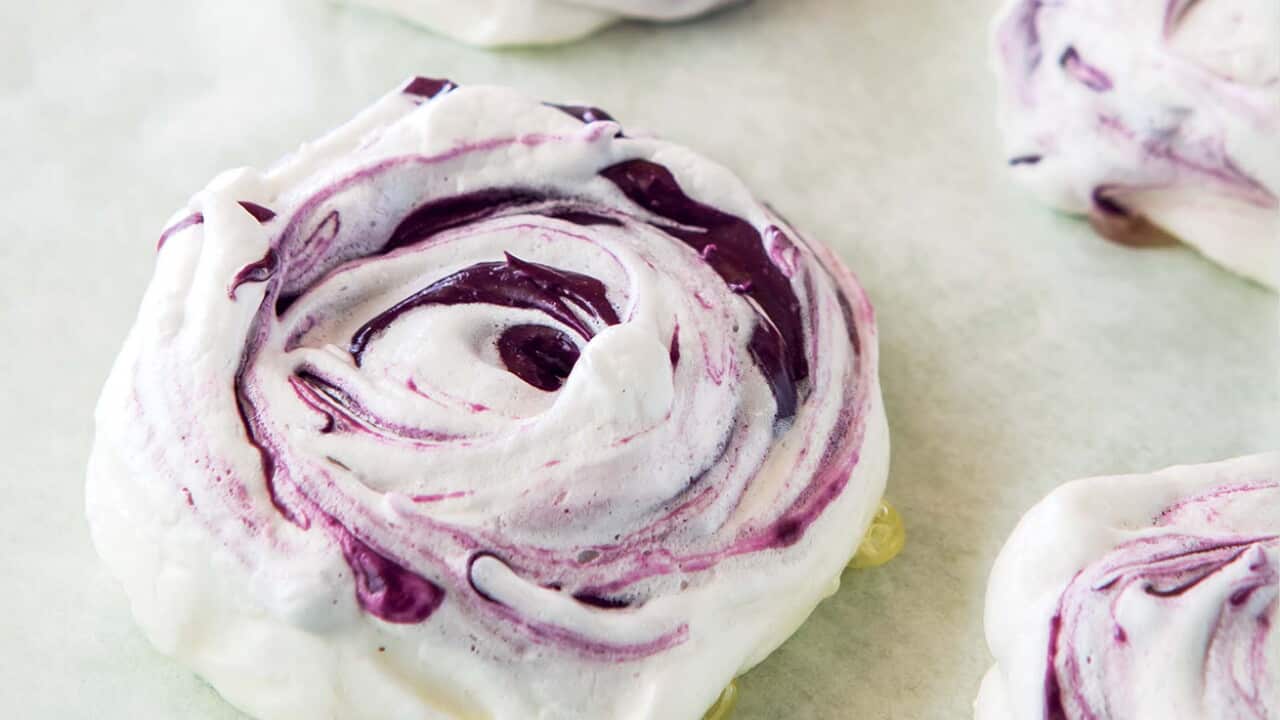Brazos de Mercedes meringue swirls