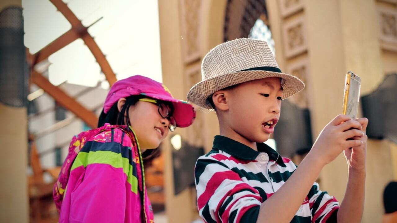 Children, phone