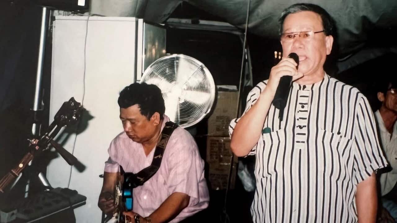 Thân phụ Ngọc Hà và Nghệ sĩ Thanh Xuân.jpg
