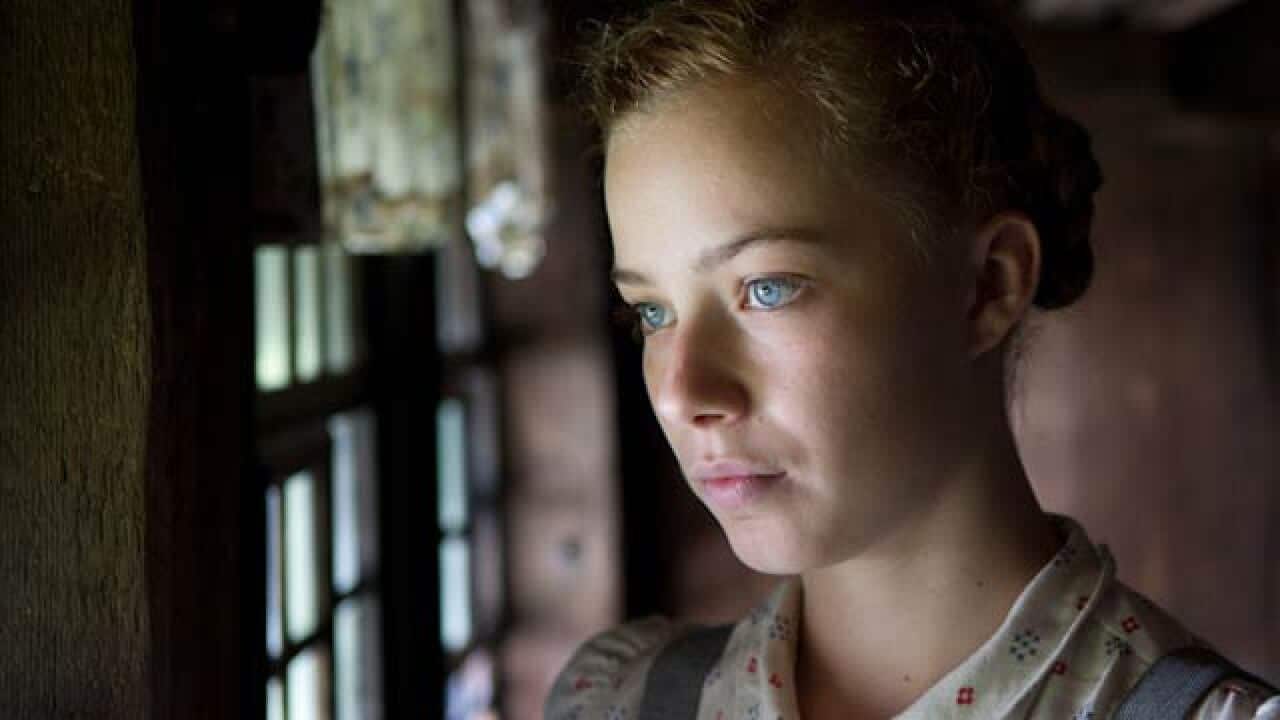 Lore_640_3_1830834230