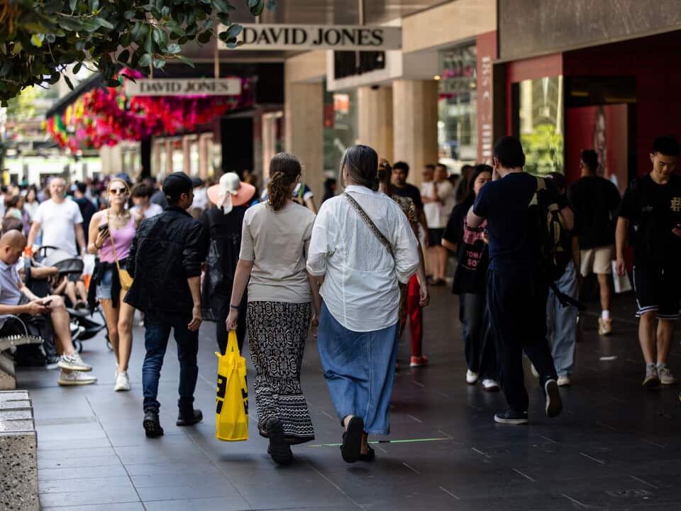 Deloitte Access Economics says providing support to humanitarian migrants is key for improving economic outcomes – AAP.