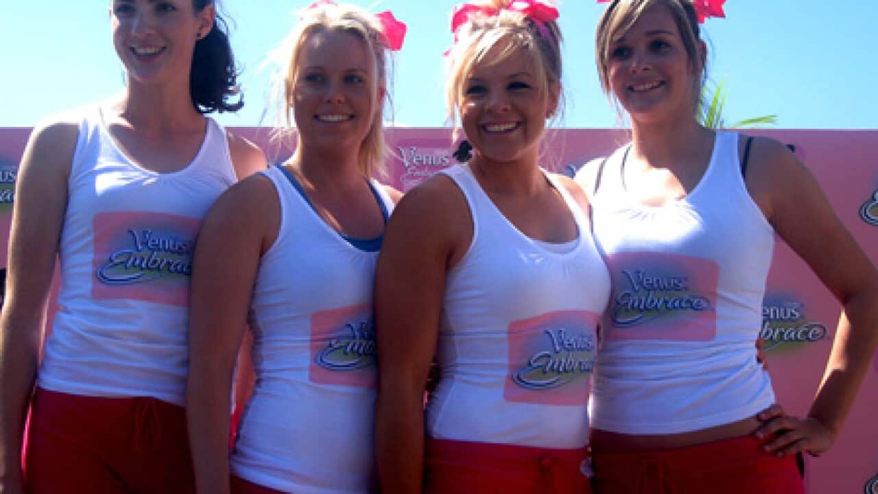 stiletto_girls_aap_L_100928_222790219