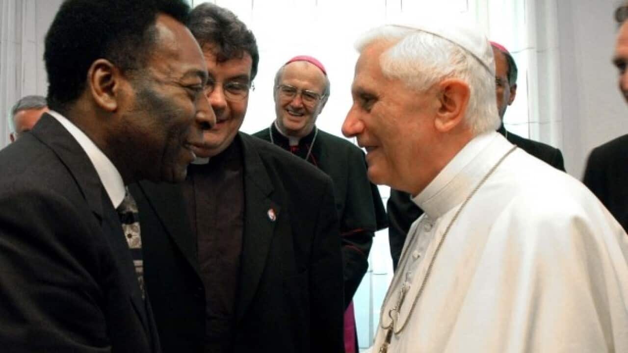 2022123100408071348_1 베네딕토 16세 교황과 브라질 축구황제 펠레 2005.08.20