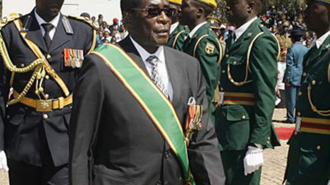 mugabe_leadership_talks_1308_B_getty_42045085