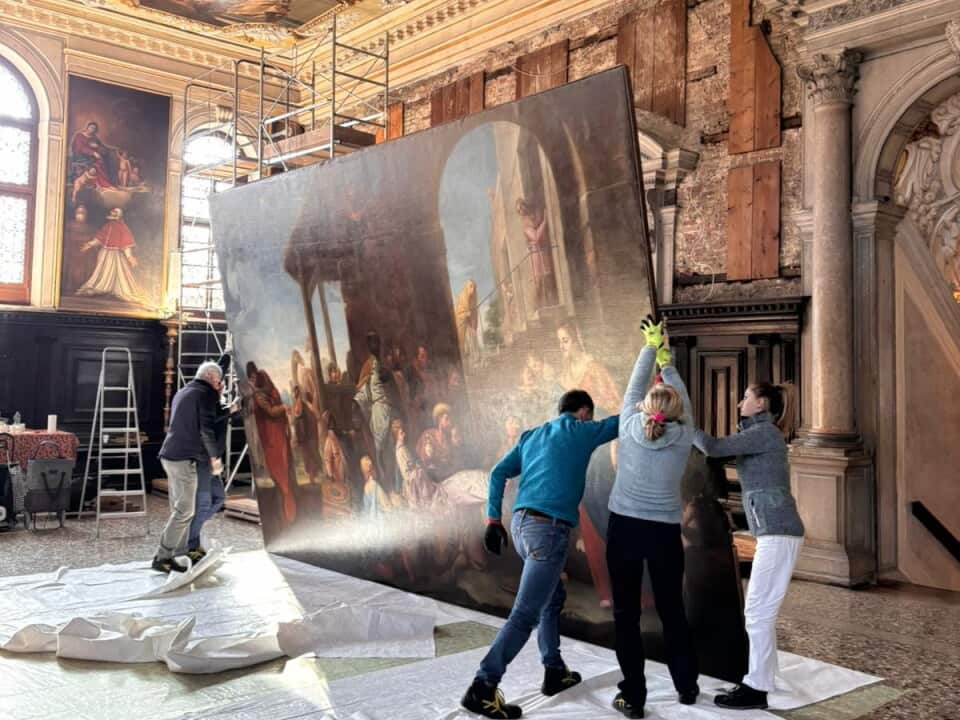 Reinstallazione dell’opera “L’Adorazione dei Magi” (1704) di Gregorio Lazzarini presso la Scuola Grande dei Carmini.