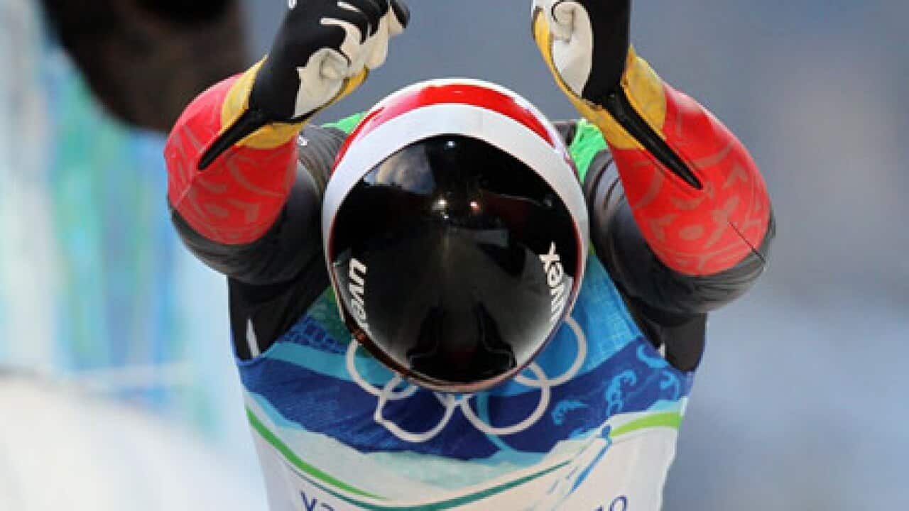 luge_loch_gold_100215_B_AP_11050773
