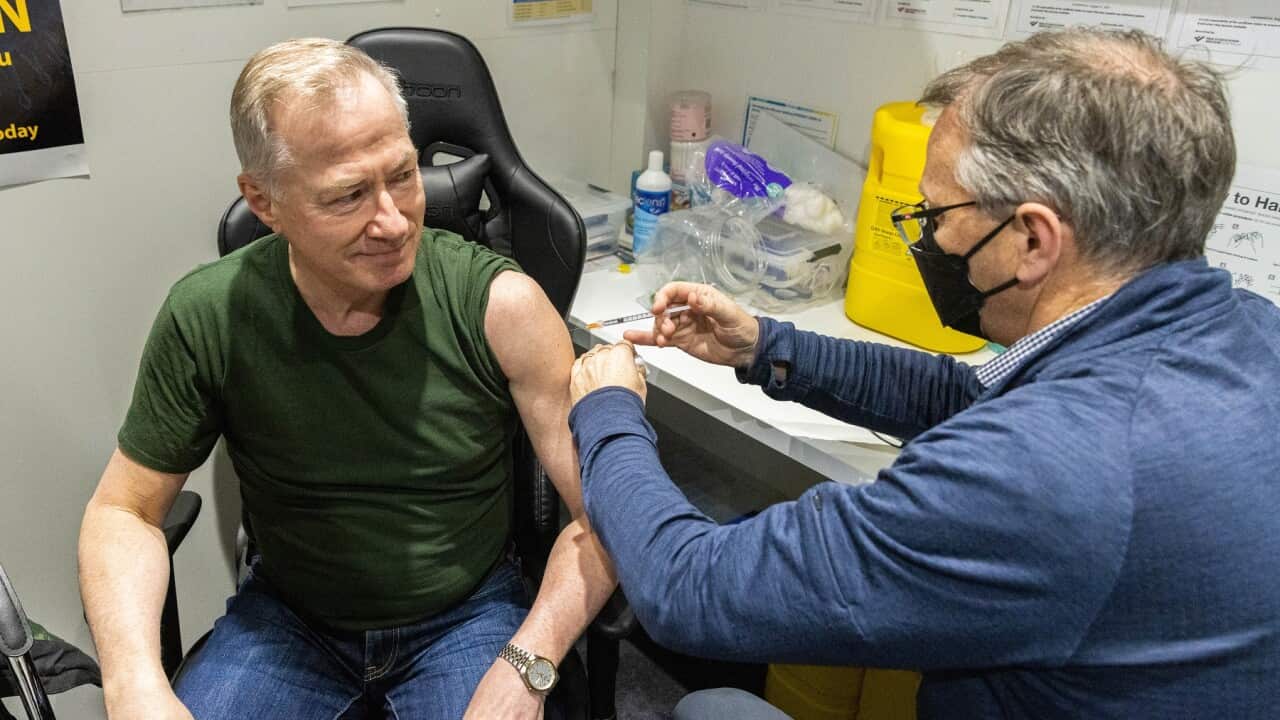 More Australians Eligible For Fourth COVID-19 Vaccination Booster Following ATAGI Recommendation