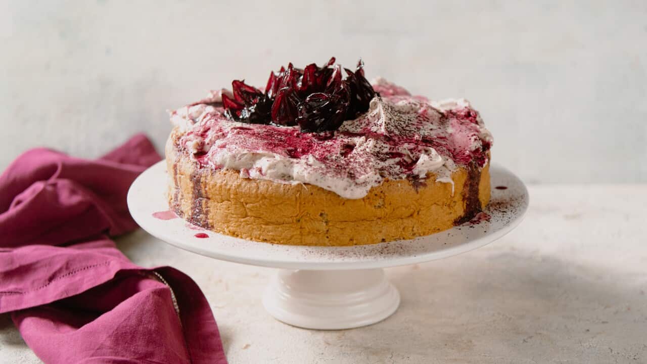 RX33-Recipe-Nornie-HibiscusCake-CreditJiwonKim-TCUS7-1.jpg