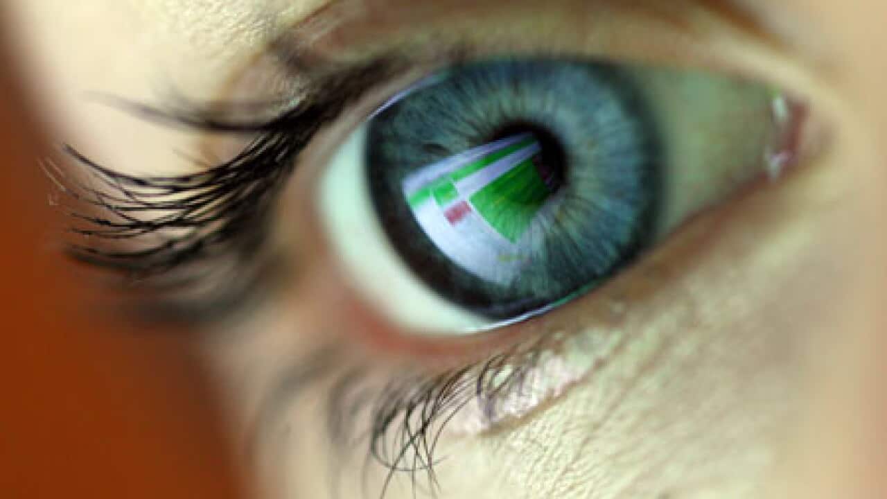eye_closeup_091223_B_getty_571890940