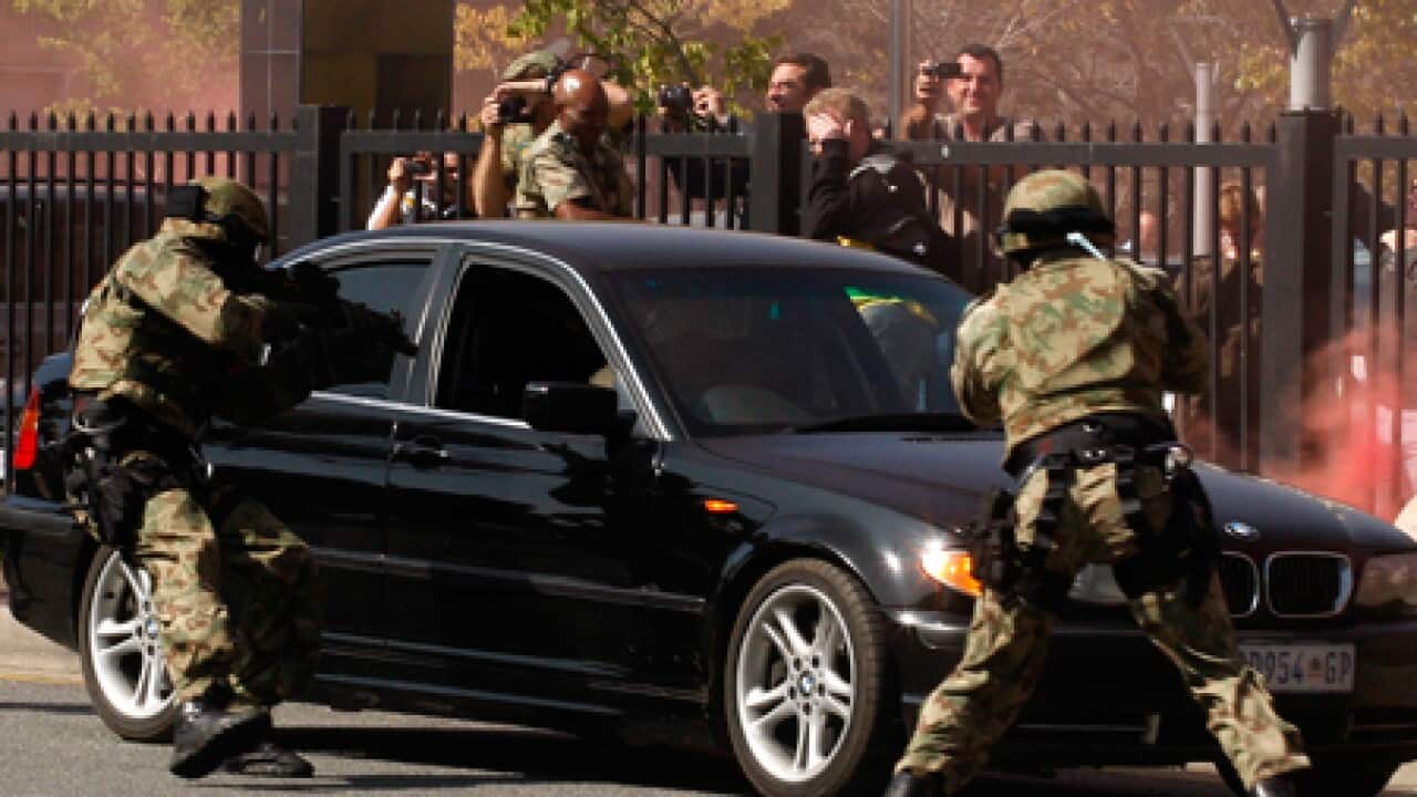 SAfrica_security_drill_100531_B_aap_2015077227