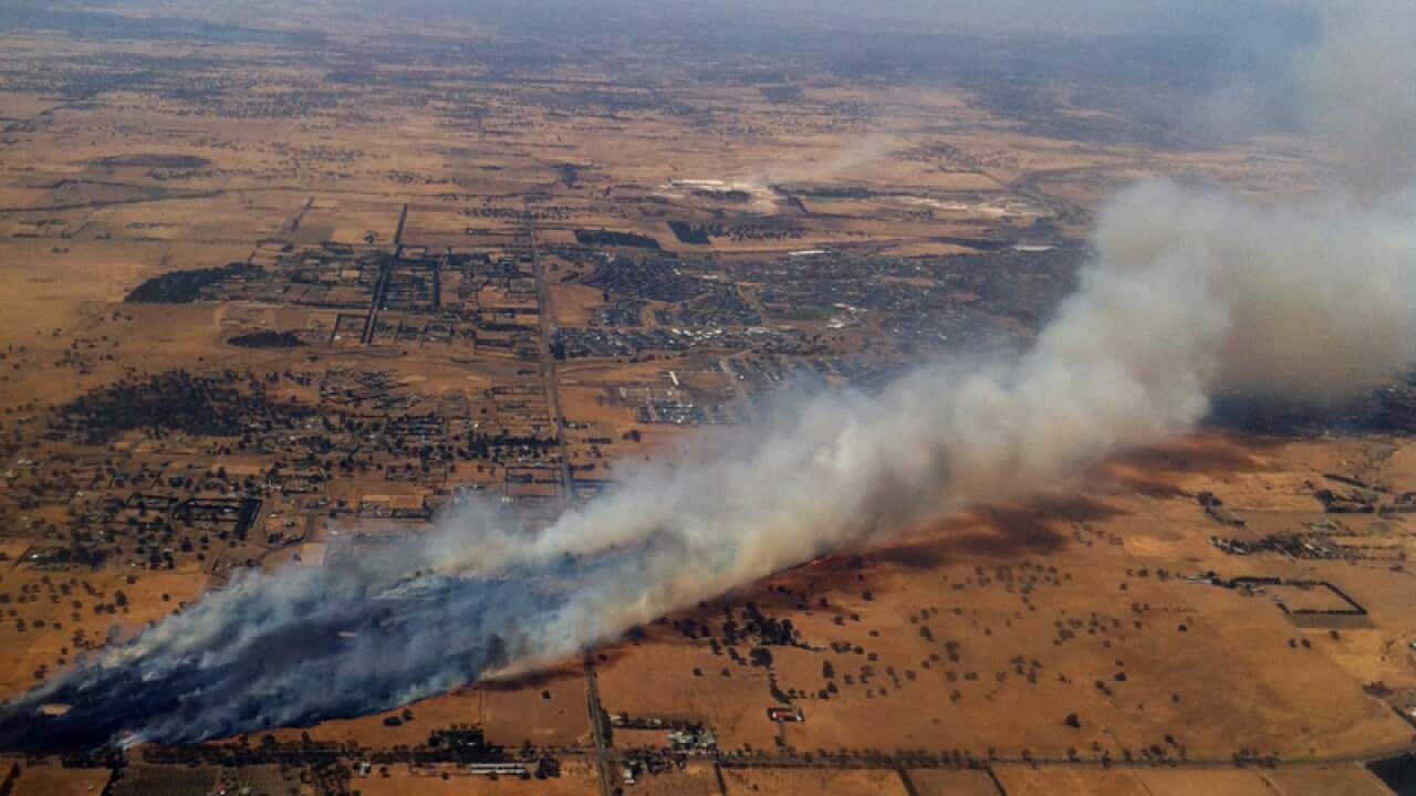 bushfires burning out of control north of Melbourne