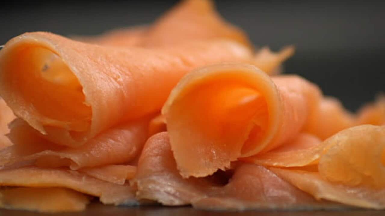 Sliced-Smoked-Trout_1180303886