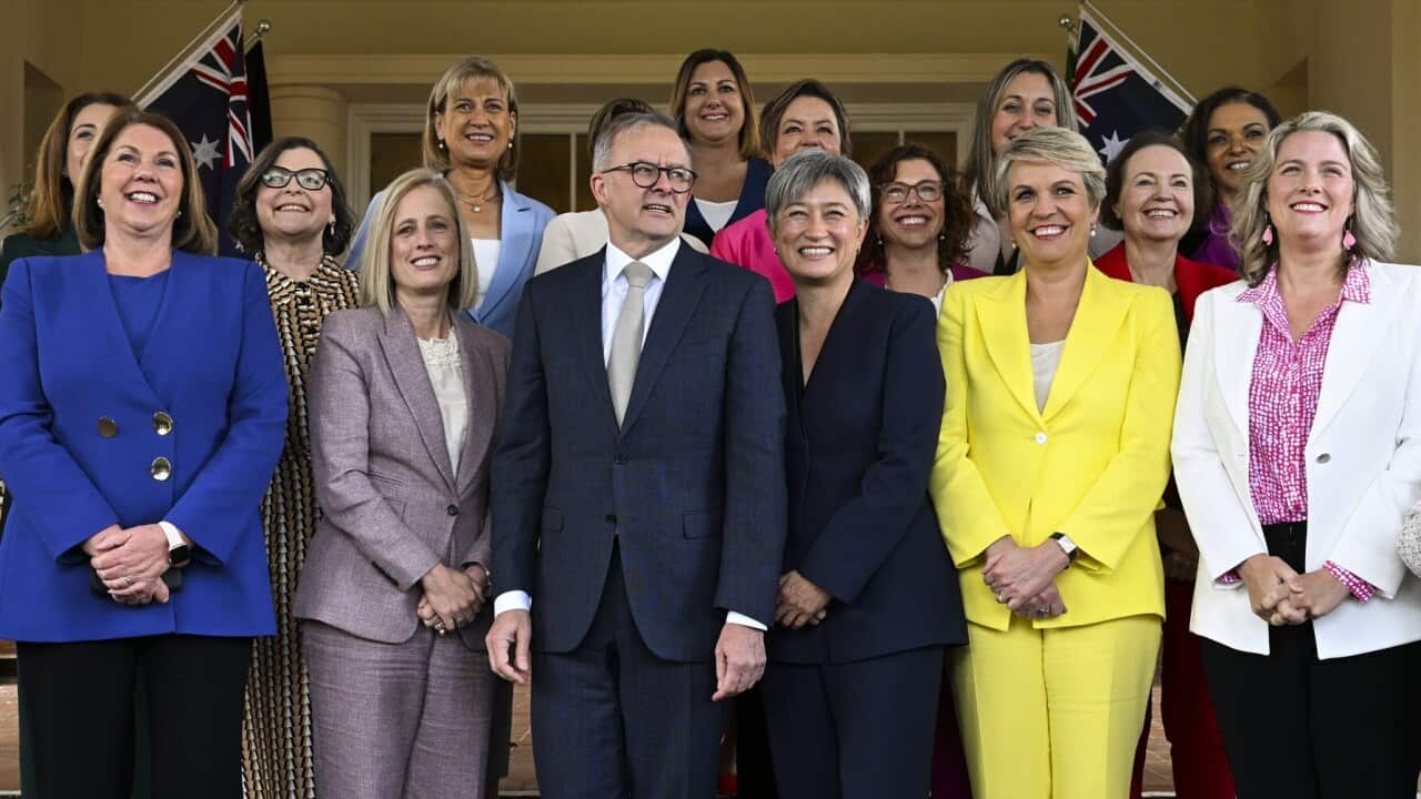 Anthony Albanese with the women in his ministry