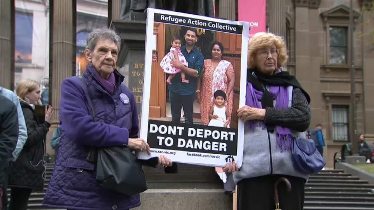 Vigils have been held in support of Tamil asylum seekers Nadesalingam, Priya and their daughters (SBS)