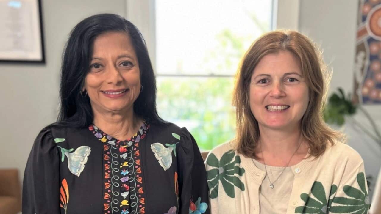 Professor Jayashri Kulkarni (left) with Tanya at the women's only hospital in Melbourne (SBS).jpg