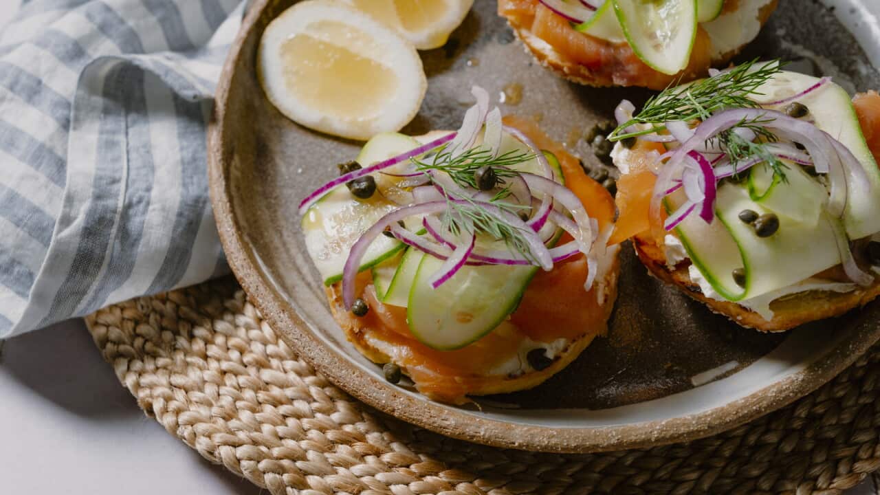 Greek yoghurt bagels with salmon & dill
