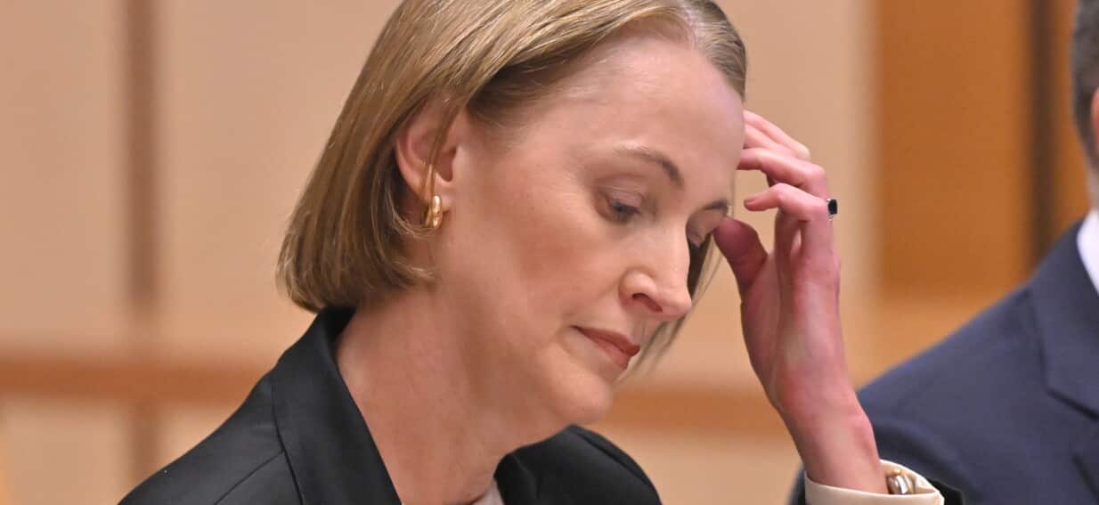 Telstra ignored warnings about equipment issue ahead of national outage, inquiry hears