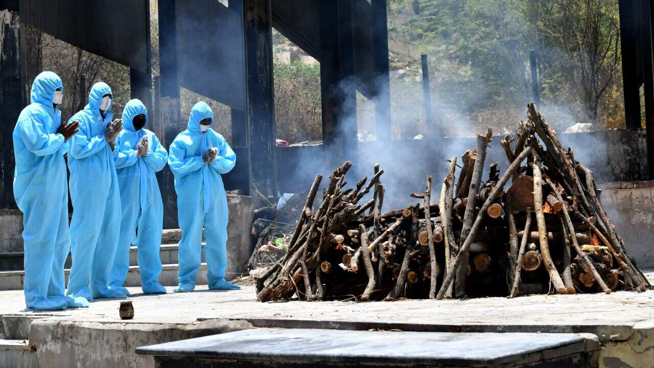 India’s total COVID-19 cases rose by over 400,000 for the fourth consecutive day on Sunday.