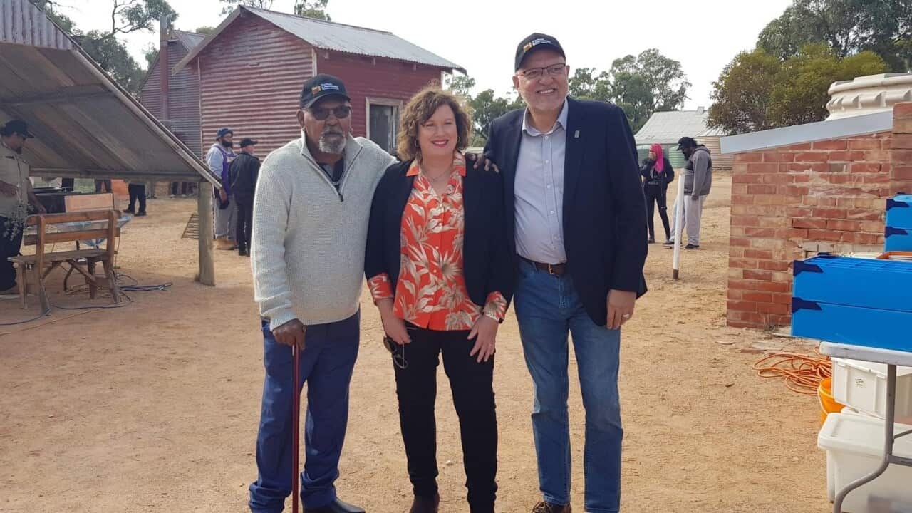 Norman (Tinawin) Wilson FPMMAC, Gayle Austen (TFN) and Terry Garwood (DELW)
