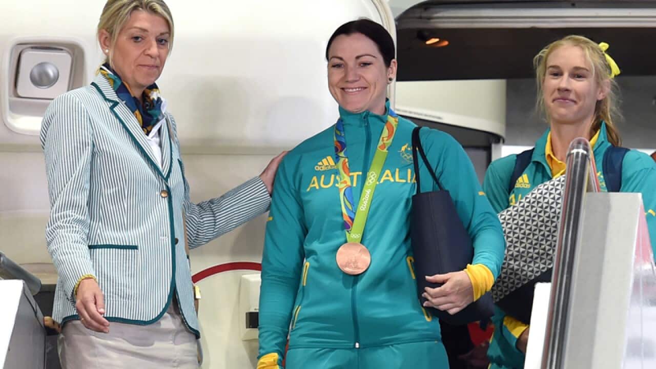 Australian chef de mission Kitty Chiller (L)