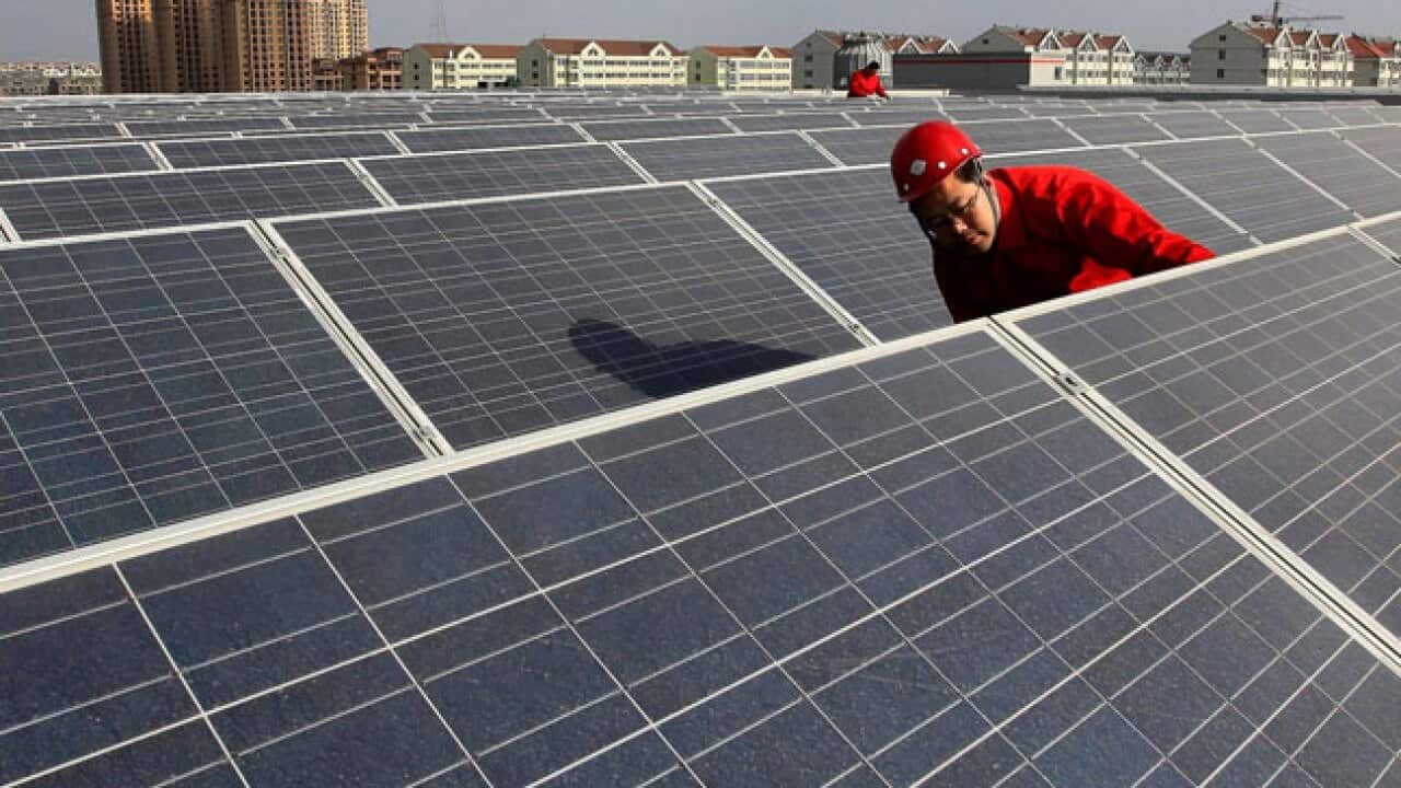 solar-panels_b_120320_aap_813341269