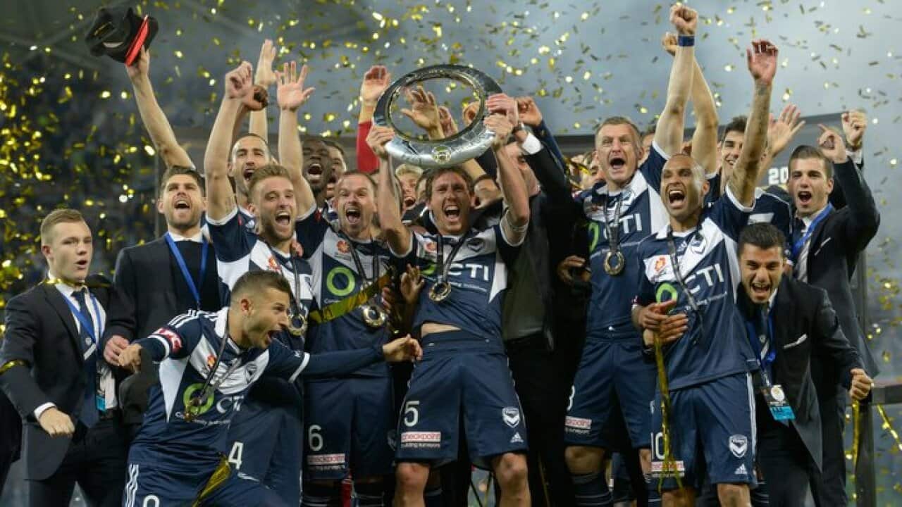 Wachezaji wa Melbourne Victory wa sherehekea ushindi wao katika fainali ya A-League 2015