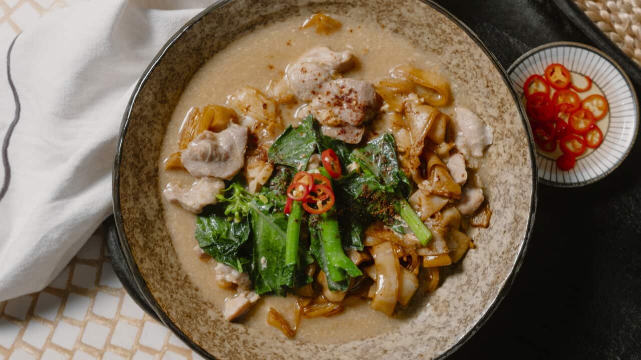 Thai gravy noodles with pork
