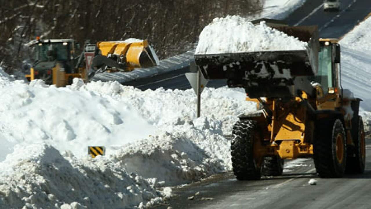 US_snow_truck_100208_B_getty_143611508