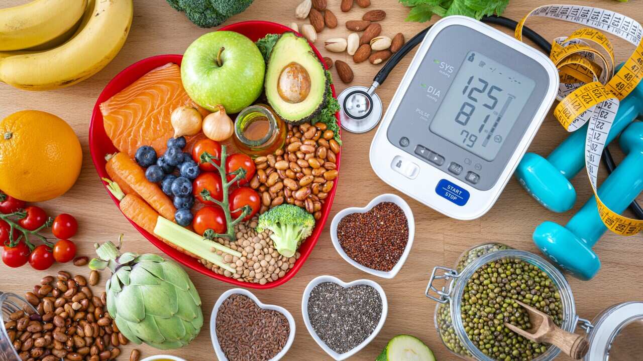 Well balanced diet and blood pressure control for heart care