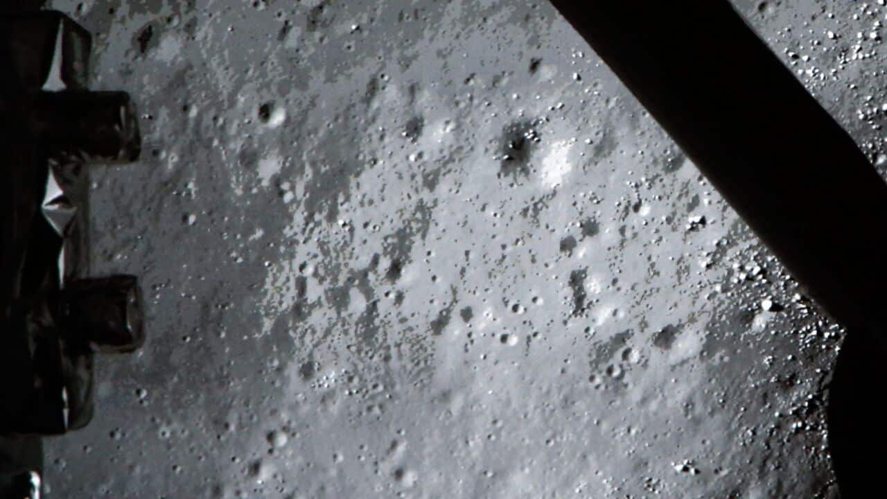 moon_china_afp_131215.jpg