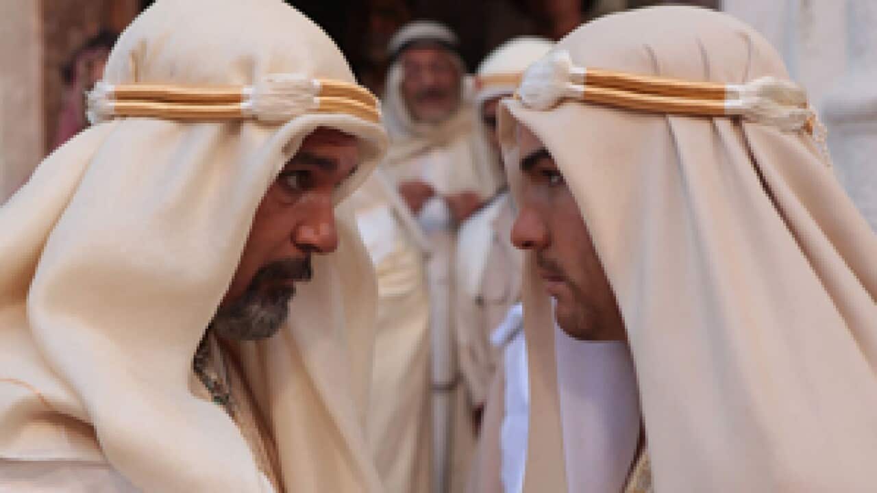 Black-Gold_301_1149589926