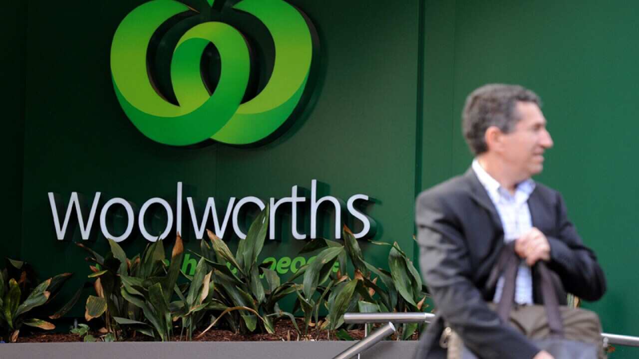Woolworths signage